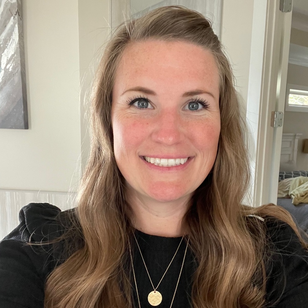 Meet your Posher, Nicole